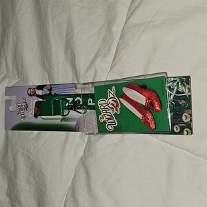 Wizard Of OZ Lanyard!! Nwts And Packaging!! Rare!